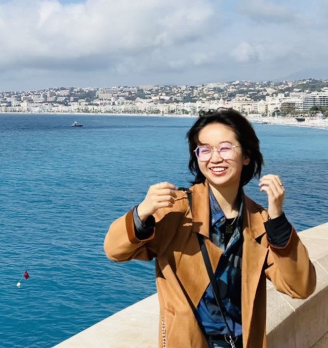 prof_yihan.jpg